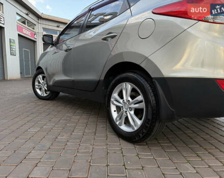 Хендай их35 2010 в Кривом Роге на Automoto.ua Серый Хендай их35, объемом двигателя 2 л и пробегом 220 тыс. км за 11800 $, фото 9 на Automoto.ua