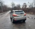 Серый Хендай их35, объемом двигателя 2 л и пробегом 244 тыс. км за 10950 $, фото 2 на Automoto.ua
