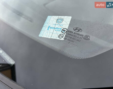 Серый Хендай их35, объемом двигателя 2 л и пробегом 262 тыс. км за 12150 $, фото 49 на Automoto.ua
