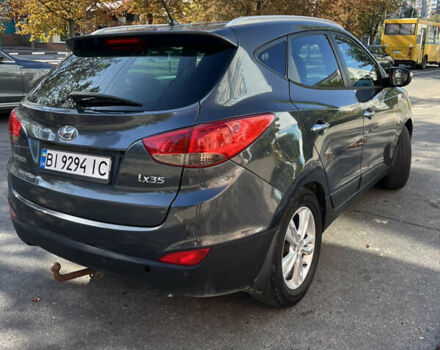 Сірий Хендай іх35, об'ємом двигуна 2 л та пробігом 279 тис. км за 8300 $, фото 1 на Automoto.ua