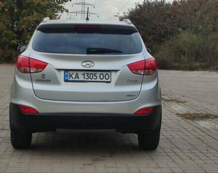 Серый Хендай их35, объемом двигателя 2 л и пробегом 151 тыс. км за 11450 $, фото 8 на Automoto.ua