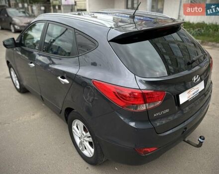 Серый Хендай их35, объемом двигателя 1.7 л и пробегом 192 тыс. км за 14250 $, фото 21 на Automoto.ua