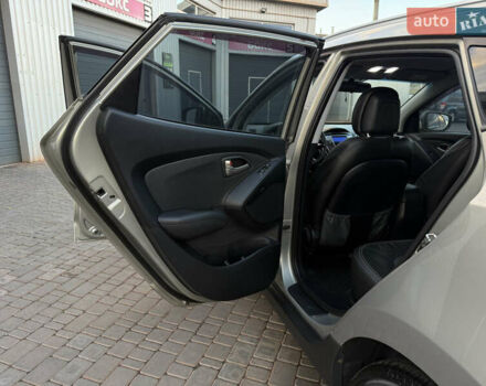 Хендай их35 2010 в Кривом Роге на Automoto.ua Серый Хендай их35, объемом двигателя 2 л и пробегом 220 тыс. км за 11800 $, фото 32 на Automoto.ua