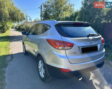 Сірий Хендай іх35, об'ємом двигуна 2 л та пробігом 194 тис. км за 11490 $, фото 2 на Automoto.ua