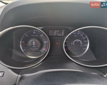 Серый Хендай их35, объемом двигателя 2 л и пробегом 193 тыс. км за 10999 $, фото 27 на Automoto.ua