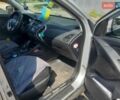 Сірий Хендай іх35, об'ємом двигуна 2 л та пробігом 442 тис. км за 9250 $, фото 2 на Automoto.ua