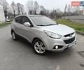 Серый Хендай их35, объемом двигателя 2 л и пробегом 127 тыс. км за 12500 $, фото 1 на Automoto.ua