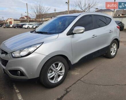 Хендай их35 2011 в Одессе на Automoto.ua Серый Хендай их35, объемом двигателя 2 л и пробегом 130 тыс. км за 12000 $, фото 15 на Automoto.ua