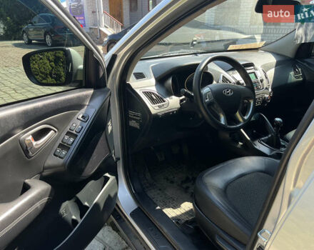 Сірий Хендай іх35, об'ємом двигуна 2 л та пробігом 307 тис. км за 11000 $, фото 10 на Automoto.ua