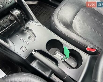 Серый Хендай их35, объемом двигателя 2 л и пробегом 200 тыс. км за 12900 $, фото 61 на Automoto.ua