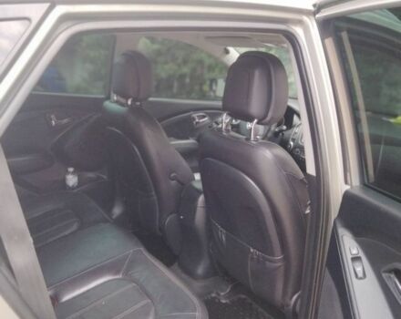 Хендай их35 2011 в Киеве на Automoto.ua Серый Хендай их35, объемом двигателя 2 л и пробегом 227 тыс. км за 12500 $, фото 7 на Automoto.ua