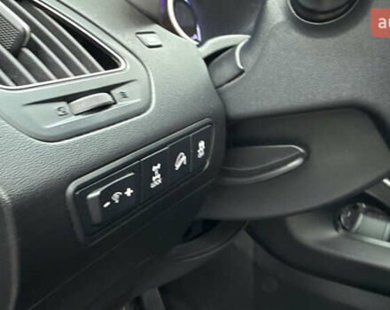 Серый Хендай их35, объемом двигателя 2 л и пробегом 245 тыс. км за 13500 $, фото 21 на Automoto.ua