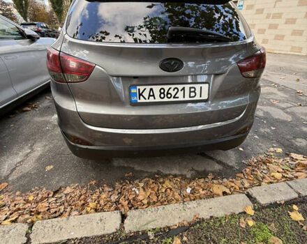 Хендай их35 2011 в Киеве на Automoto.ua Серый Хендай их35, объемом двигателя 2 л и пробегом 240 тыс. км за 11500 $, фото 9 на Automoto.ua
