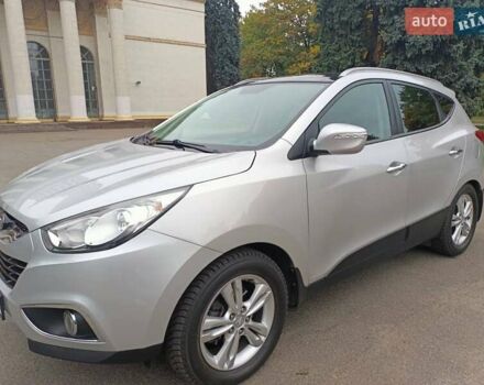 Серый Хендай их35, объемом двигателя 2 л и пробегом 230 тыс. км за 11500 $, фото 13 на Automoto.ua