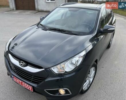 Серый Хендай их35, объемом двигателя 2 л и пробегом 200 тыс. км за 12900 $, фото 16 на Automoto.ua