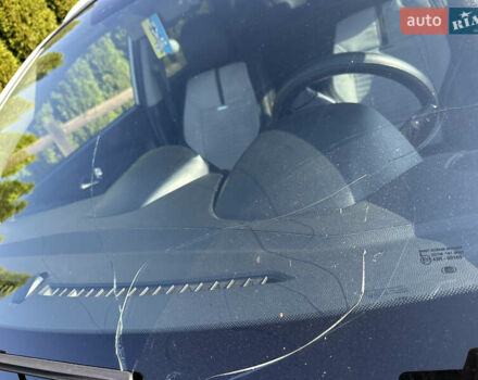 Серый Хендай их35, объемом двигателя 2 л и пробегом 224 тыс. км за 12500 $, фото 15 на Automoto.ua