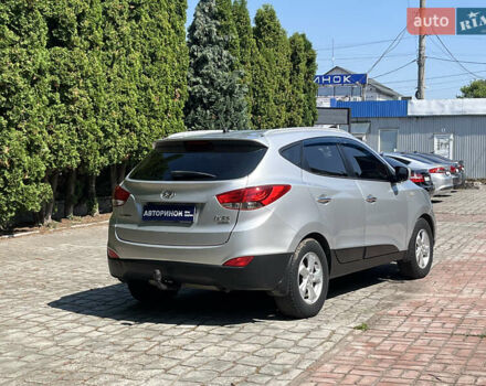 Сірий Хендай іх35, об'ємом двигуна 2 л та пробігом 307 тис. км за 11000 $, фото 3 на Automoto.ua