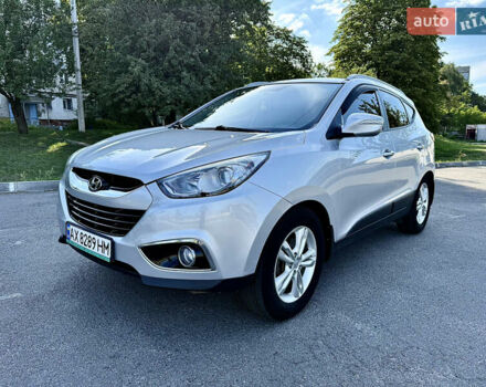 Сірий Хендай іх35, об'ємом двигуна 2 л та пробігом 165 тис. км за 10650 $, фото 3 на Automoto.ua