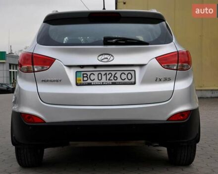 Серый Хендай их35, объемом двигателя 2 л и пробегом 267 тыс. км за 8999 $, фото 11 на Automoto.ua