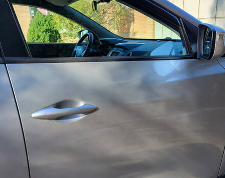 Серый Хендай их35, объемом двигателя 2 л и пробегом 264 тыс. км за 11700 $, фото 22 на Automoto.ua