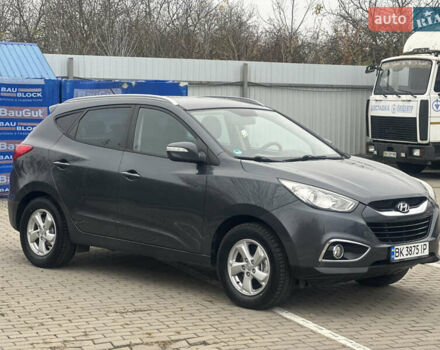 Серый Хендай их35, объемом двигателя 2 л и пробегом 170 тыс. км за 11700 $, фото 10 на Automoto.ua