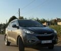 Сірий Хендай іх35, об'ємом двигуна 2 л та пробігом 170 тис. км за 10500 $, фото 1 на Automoto.ua