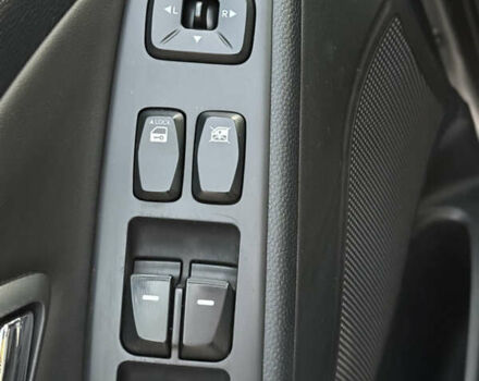 Сірий Хендай іх35, об'ємом двигуна 2 л та пробігом 262 тис. км за 13400 $, фото 22 на Automoto.ua