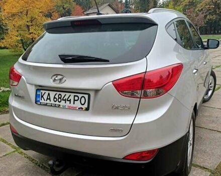 Серый Хендай их35, объемом двигателя 2 л и пробегом 230 тыс. км за 11500 $, фото 10 на Automoto.ua