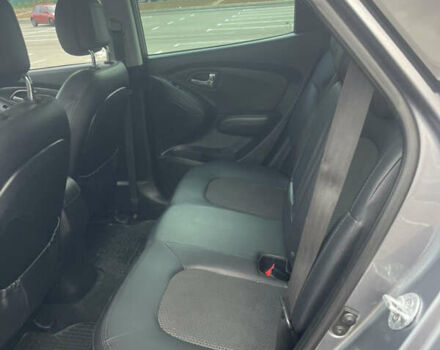 Хендай их35 2011 в Киеве на Automoto.ua Серый Хендай их35, объемом двигателя 1.69 л и пробегом 200 тыс. км за 11100 $, фото 6 на Automoto.ua