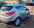 Серый Хендай их35, объемом двигателя 2 л и пробегом 85 тыс. км за 12500 $, фото 2 на Automoto.ua