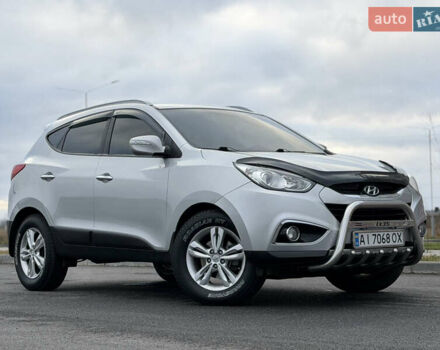 Сірий Хендай іх35, об'ємом двигуна 2 л та пробігом 132 тис. км за 11999 $, фото 16 на Automoto.ua