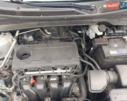 Серый Хендай их35, объемом двигателя 2 л и пробегом 230 тыс. км за 11500 $, фото 36 на Automoto.ua