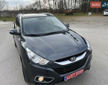 Серый Хендай их35, объемом двигателя 2 л и пробегом 200 тыс. км за 12900 $, фото 32 на Automoto.ua