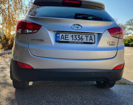 Серый Хендай их35, объемом двигателя 2 л и пробегом 264 тыс. км за 11700 $, фото 17 на Automoto.ua