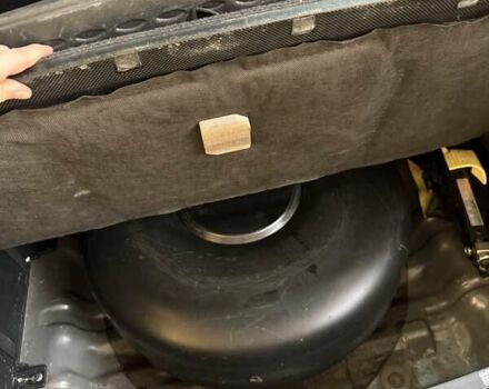 Серый Хендай их35, объемом двигателя 2 л и пробегом 190 тыс. км за 12500 $, фото 26 на Automoto.ua