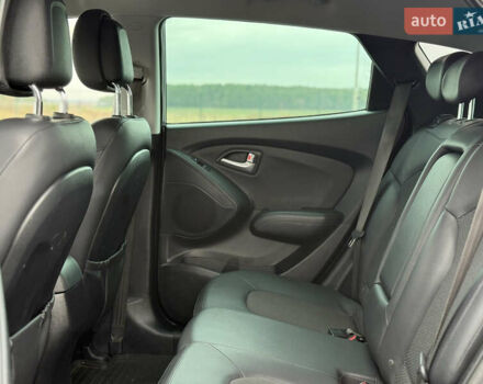 Сірий Хендай іх35, об'ємом двигуна 1.7 л та пробігом 235 тис. км за 11499 $, фото 20 на Automoto.ua