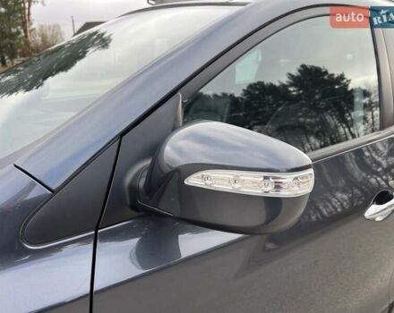 Серый Хендай их35, объемом двигателя 2 л и пробегом 200 тыс. км за 12900 $, фото 36 на Automoto.ua