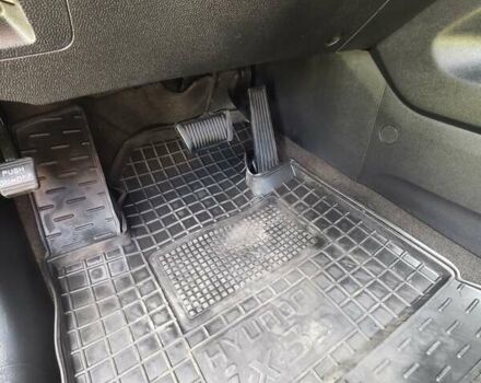 Серый Хендай их35, объемом двигателя 2 л и пробегом 187 тыс. км за 12900 $, фото 32 на Automoto.ua