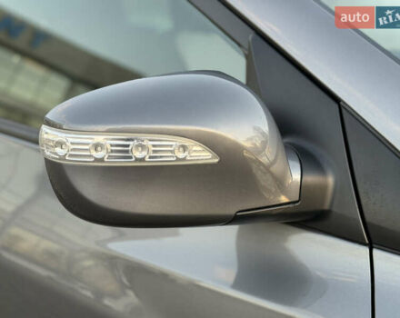 Сірий Хендай іх35, об'ємом двигуна 2 л та пробігом 262 тис. км за 13400 $, фото 10 на Automoto.ua