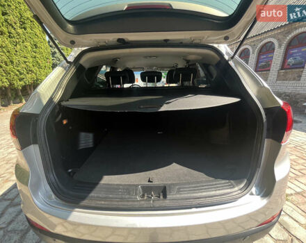 Сірий Хендай іх35, об'ємом двигуна 2 л та пробігом 307 тис. км за 11000 $, фото 21 на Automoto.ua