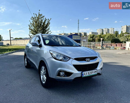 Сірий Хендай іх35, об'ємом двигуна 2 л та пробігом 165 тис. км за 10650 $, фото 15 на Automoto.ua