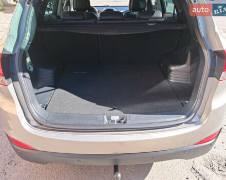 Хендай их35 2011 в Полтаве на Automoto.ua Серый Хендай их35, объемом двигателя 0 л и пробегом 189 тыс. км за 15000 $, фото 9 на Automoto.ua