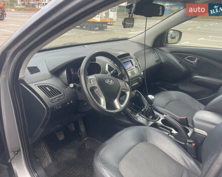 Хендай их35 2011 в Киеве на Automoto.ua Серый Хендай их35, объемом двигателя 1.69 л и пробегом 200 тыс. км за 11100 $, фото 2 на Automoto.ua