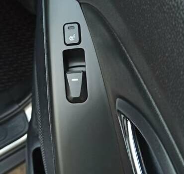 Серый Хендай их35, объемом двигателя 2 л и пробегом 248 тыс. км за 13200 $, фото 33 на Automoto.ua