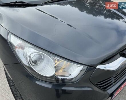 Серый Хендай их35, объемом двигателя 2 л и пробегом 200 тыс. км за 12900 $, фото 45 на Automoto.ua