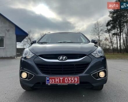 Серый Хендай их35, объемом двигателя 2 л и пробегом 200 тыс. км за 12900 $, фото 35 на Automoto.ua