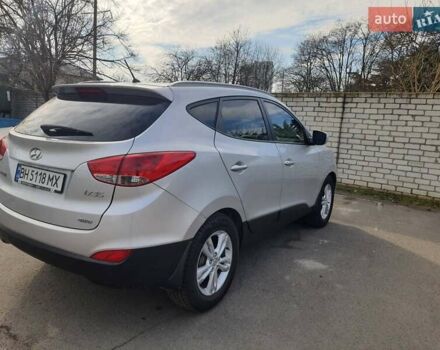 Хендай их35 2011 в Одессе на Automoto.ua Серый Хендай их35, объемом двигателя 2 л и пробегом 130 тыс. км за 12000 $, фото 13 на Automoto.ua