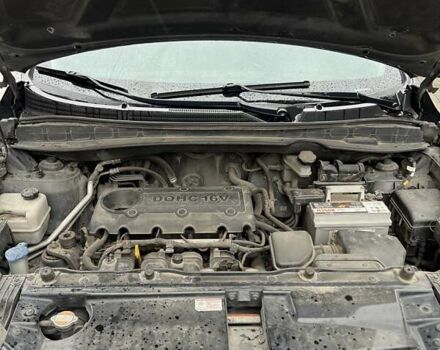 Сірий Хендай іх35, об'ємом двигуна 2.36 л та пробігом 220 тис. км за 11750 $, фото 41 на Automoto.ua