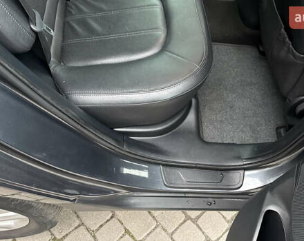 Серый Хендай их35, объемом двигателя 2 л и пробегом 245 тыс. км за 13500 $, фото 36 на Automoto.ua