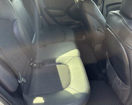 Серый Хендай их35, объемом двигателя 2 л и пробегом 224 тыс. км за 12500 $, фото 11 на Automoto.ua